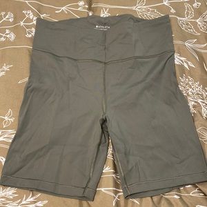 7” Athleta biker short
